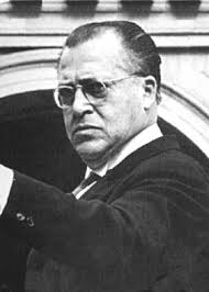 Montanaro, Umberto - cliquer ici