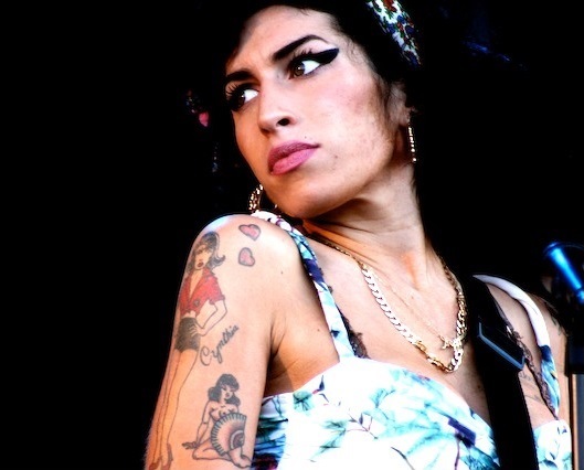 Winehouse, Amy - cliquer ici